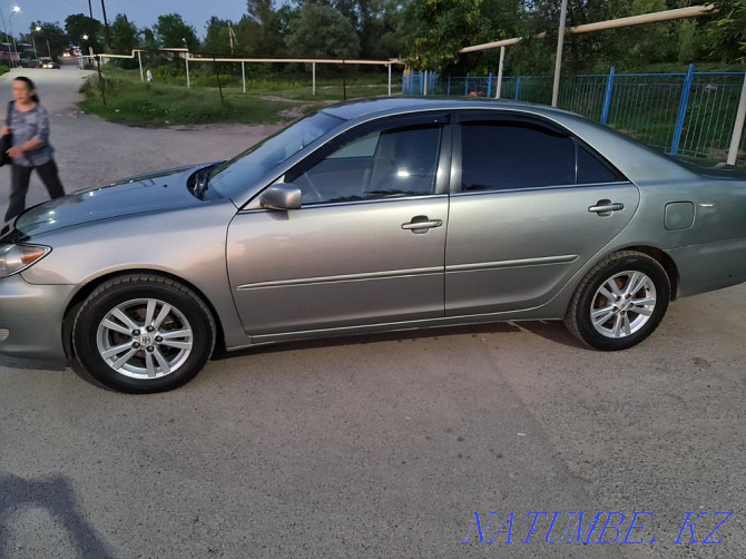 Toyota Camry    года  - photo 2