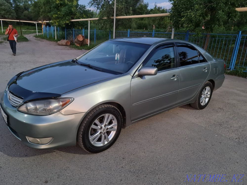 Toyota Camry    года  - изображение 1
