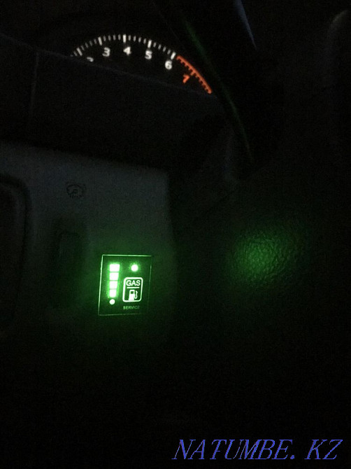 Toyota Camry    года Астана - изображение 8