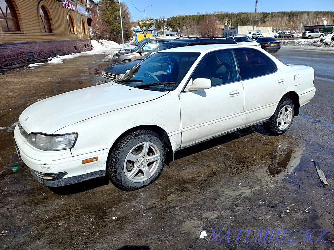 Toyota Camry    года Риддер - изображение 8