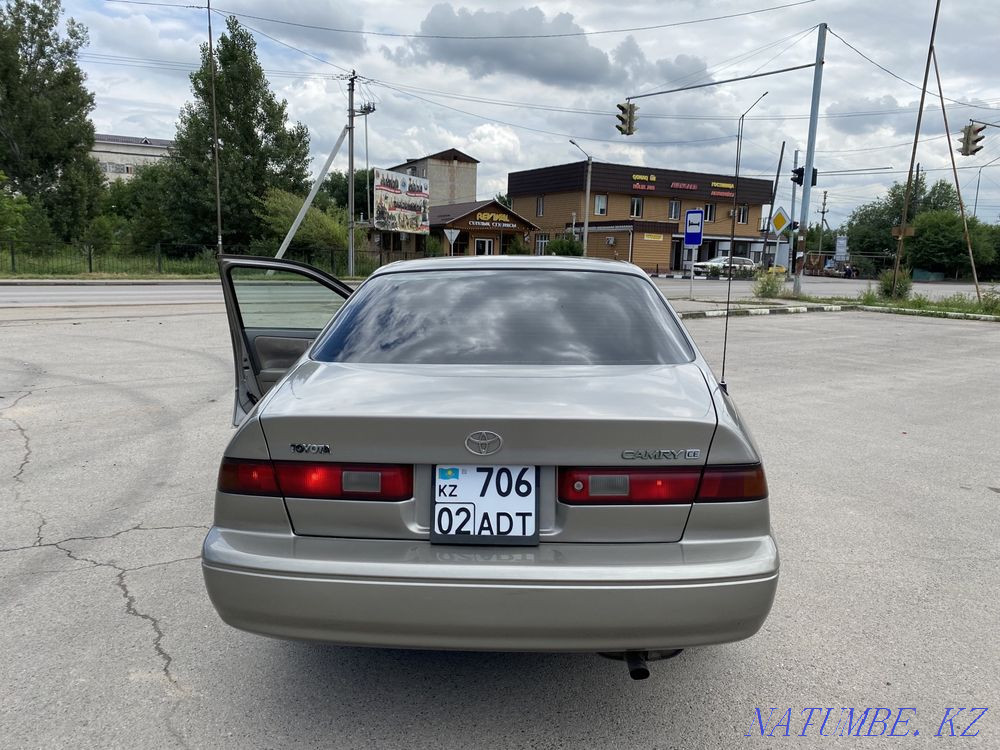 Toyota Camry    года Казцик - изображение 8