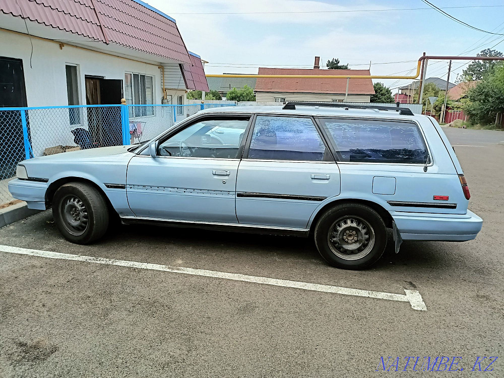 Toyota Camry    года Есик - изображение 3