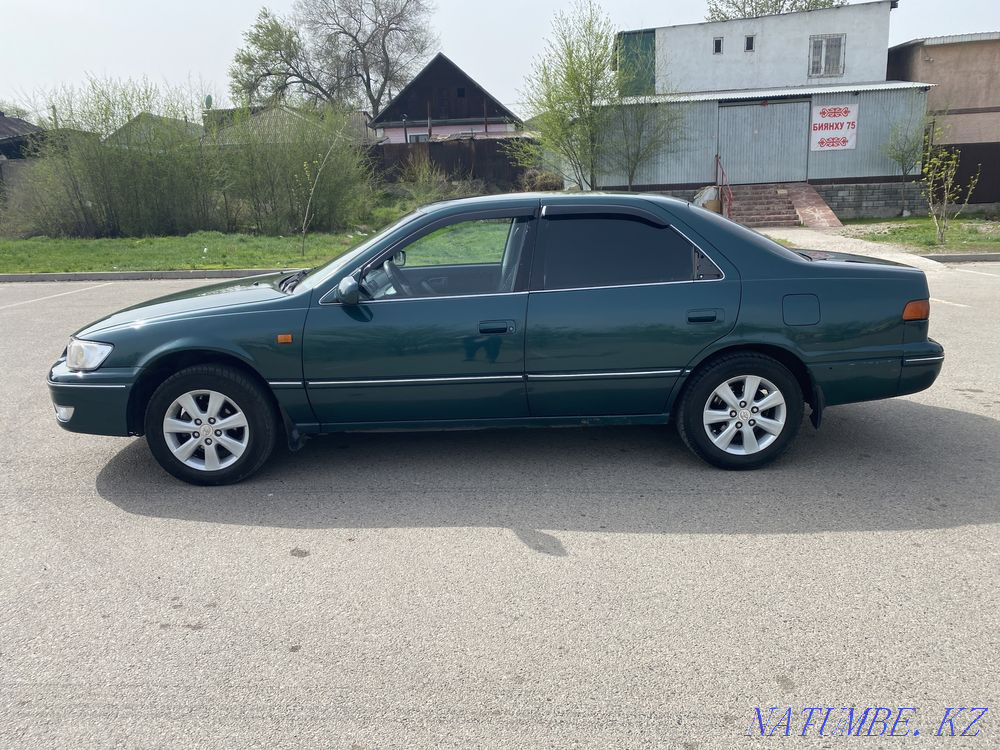 Toyota Camry    года Алматы - изображение 6