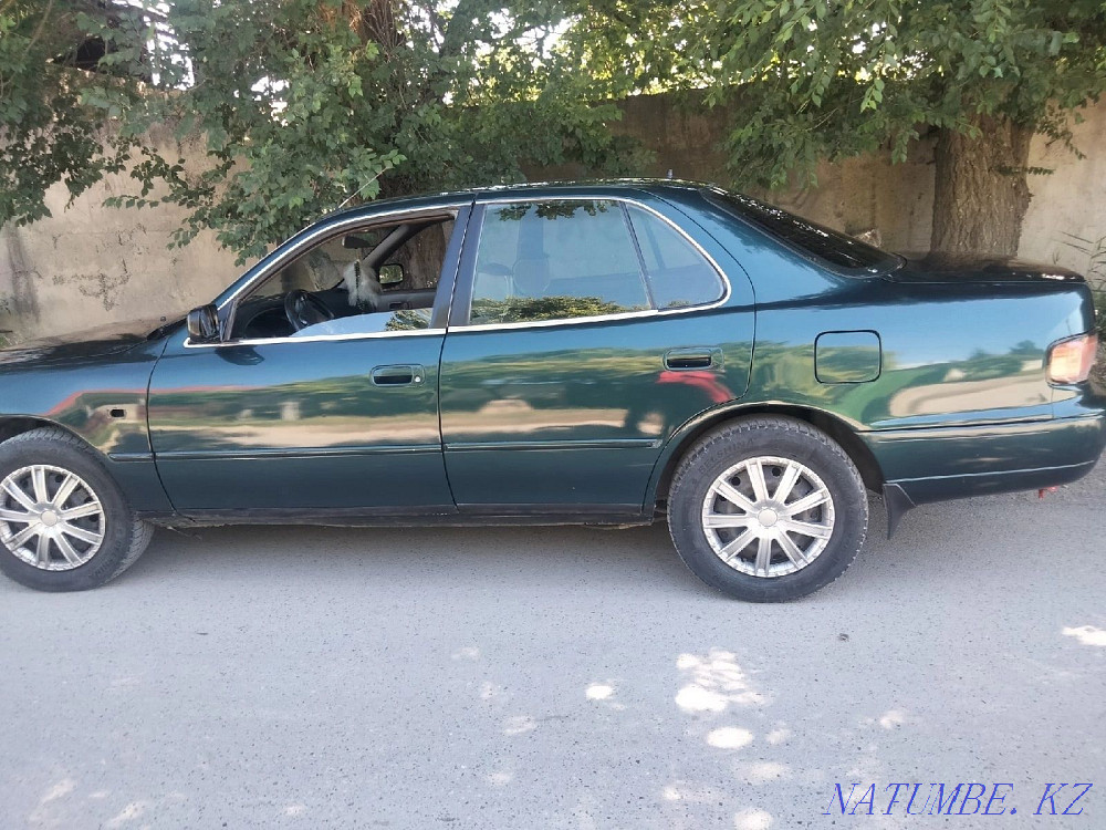 Toyota Camry    year Болтирик шешен - photo 5