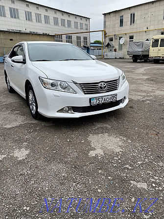 Жылдың Toyota Camry  Алматы - изображение 2