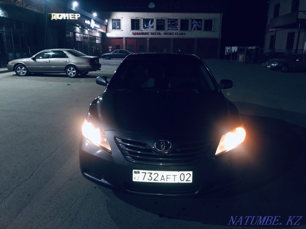 Жылдың Toyota Camry  Алматы - изображение 1