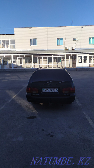 Toyota Camry    года Талдыкорган - изображение 4