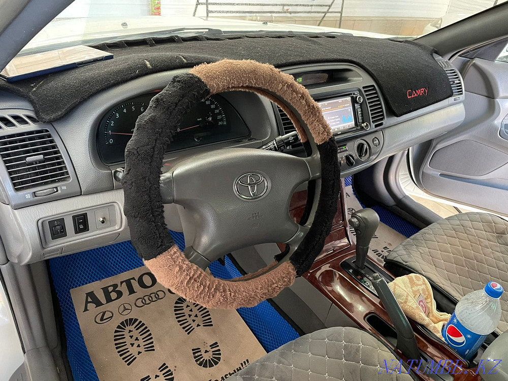 Toyota Camry    года им. Жанкожа батыра - изображение 5