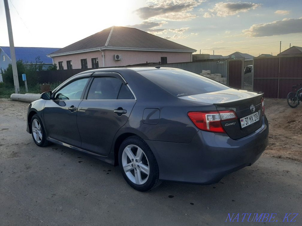 Toyota Camry    года Аксай - изображение 1