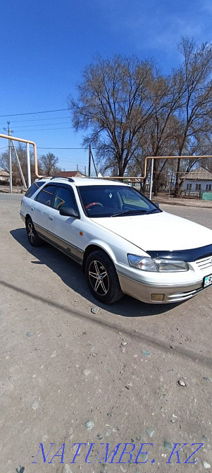 Toyota Camry    года  - изображение 1