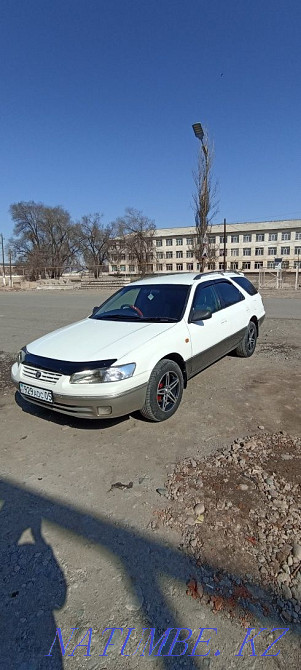 Toyota Camry    года  - изображение 2