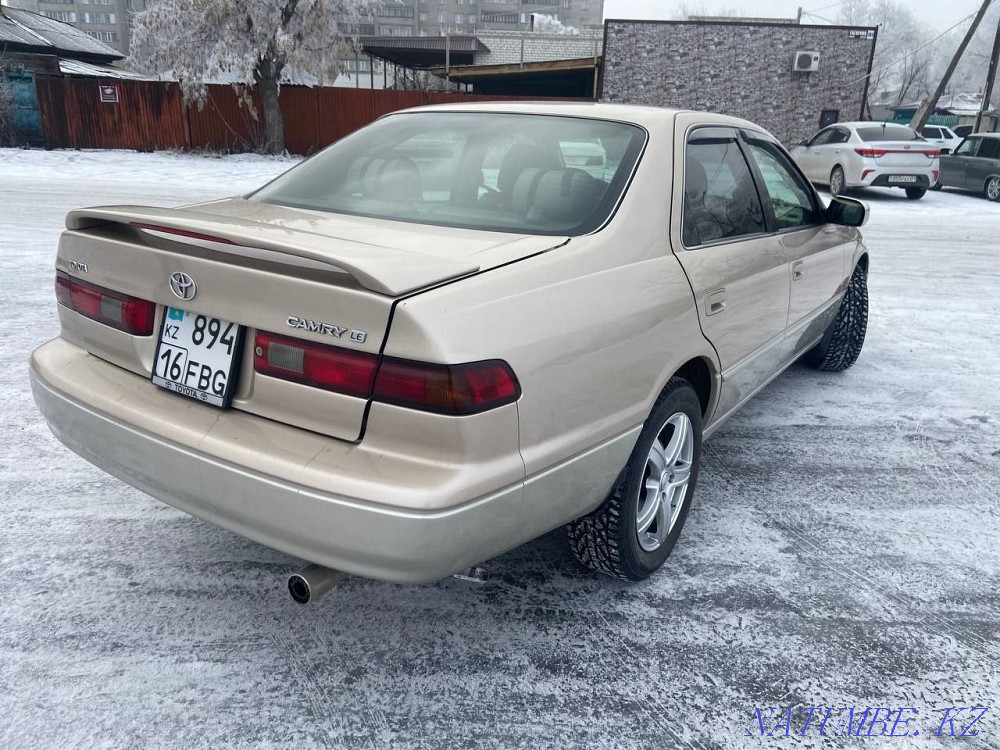 Жылдың Toyota Camry  отбасы  - изображение 8