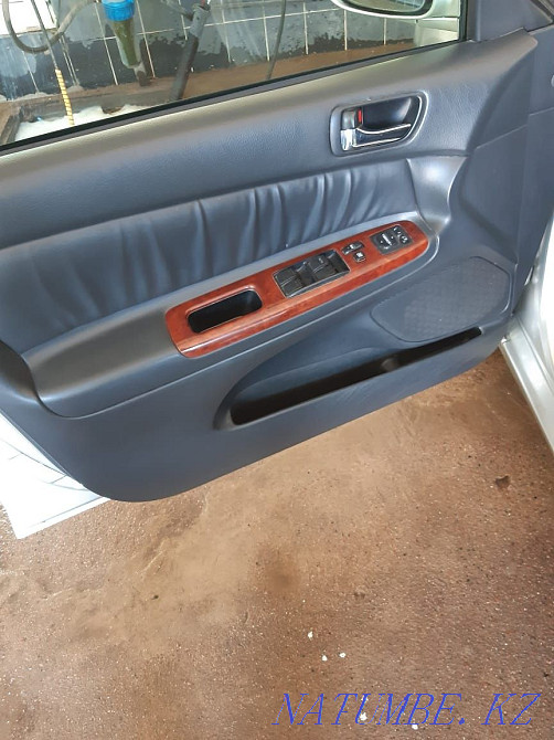 Toyota Camry    года  - изображение 5