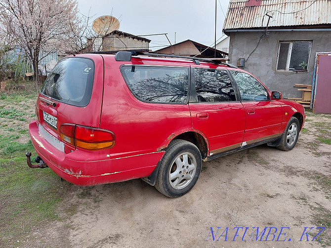 Toyota Camry    года Алматы - изображение 3