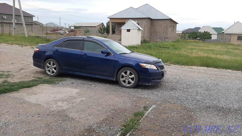 Toyota Camry    года Кайтпас - изображение 1