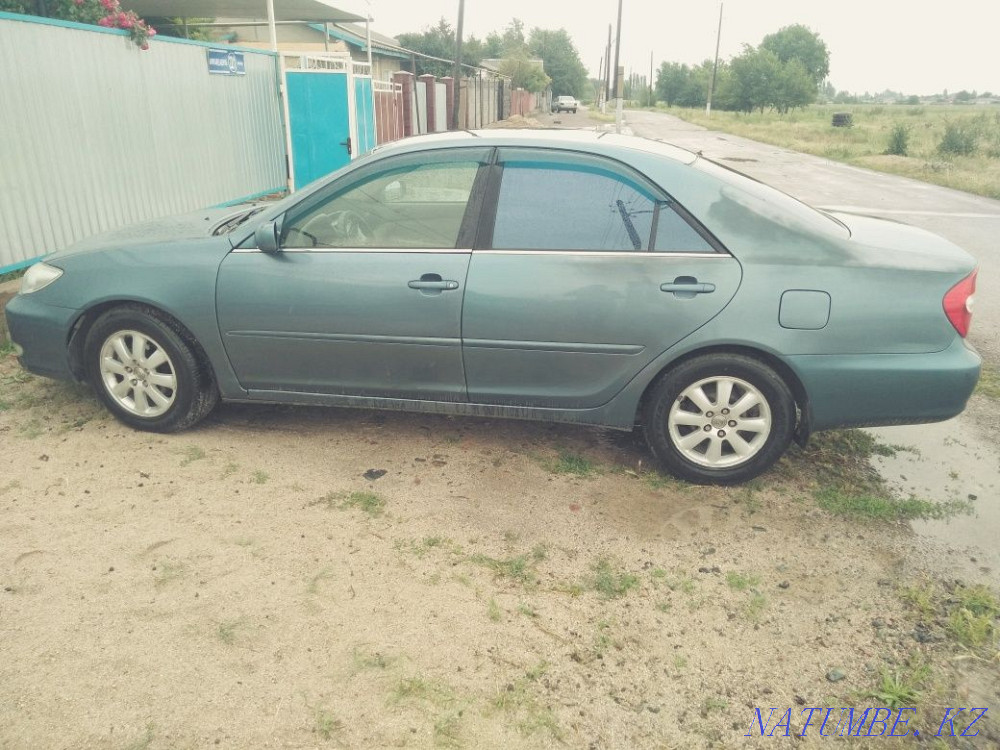 Toyota Camry    года  - изображение 5