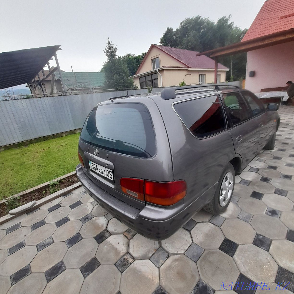 Toyota Camry    года Алматы - изображение 2