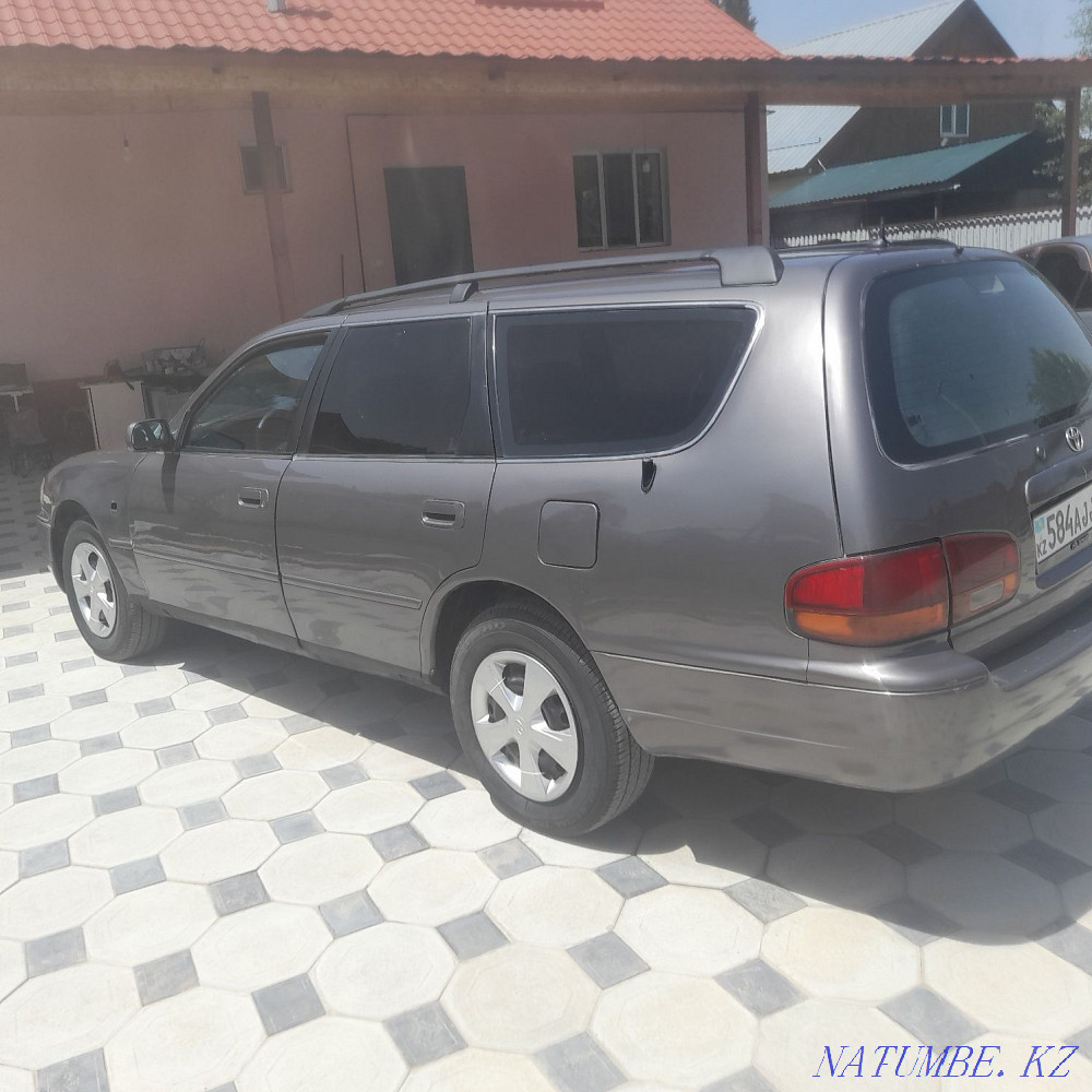 Toyota Camry    года Алматы - изображение 8