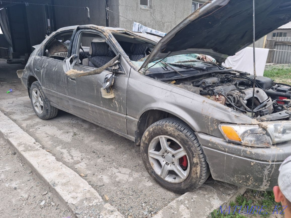 Жылдың Toyota Camry  Талдықорған - изображение 1