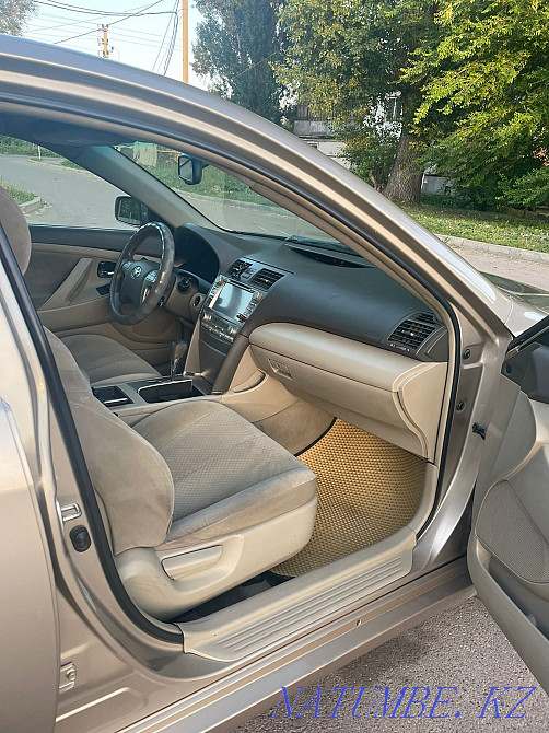 Toyota Camry    года Алматы - изображение 7