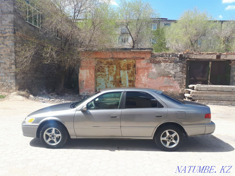 Toyota Camry    года Астана - изображение 8