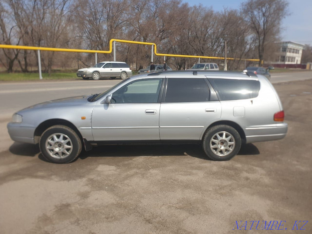 Toyota Camry    year Туздыбастау - photo 1