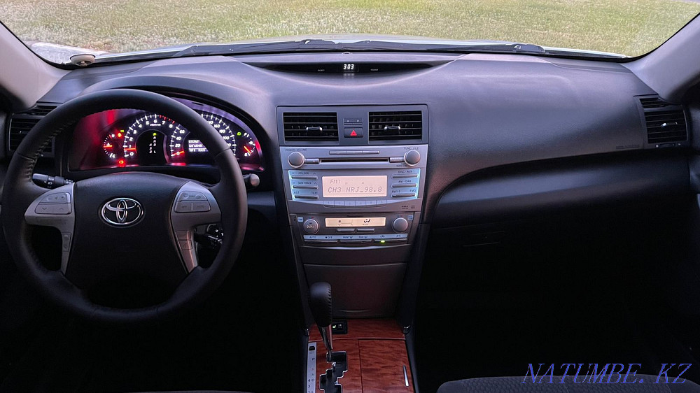Toyota Camry    года Алматы - изображение 7