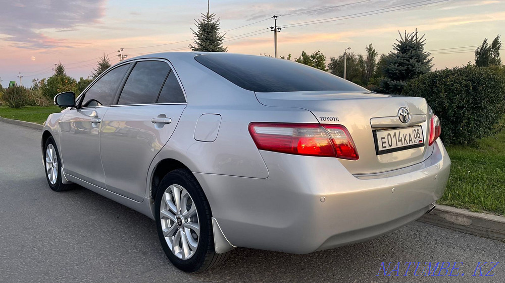Toyota Camry    года Костанай - изображение 2