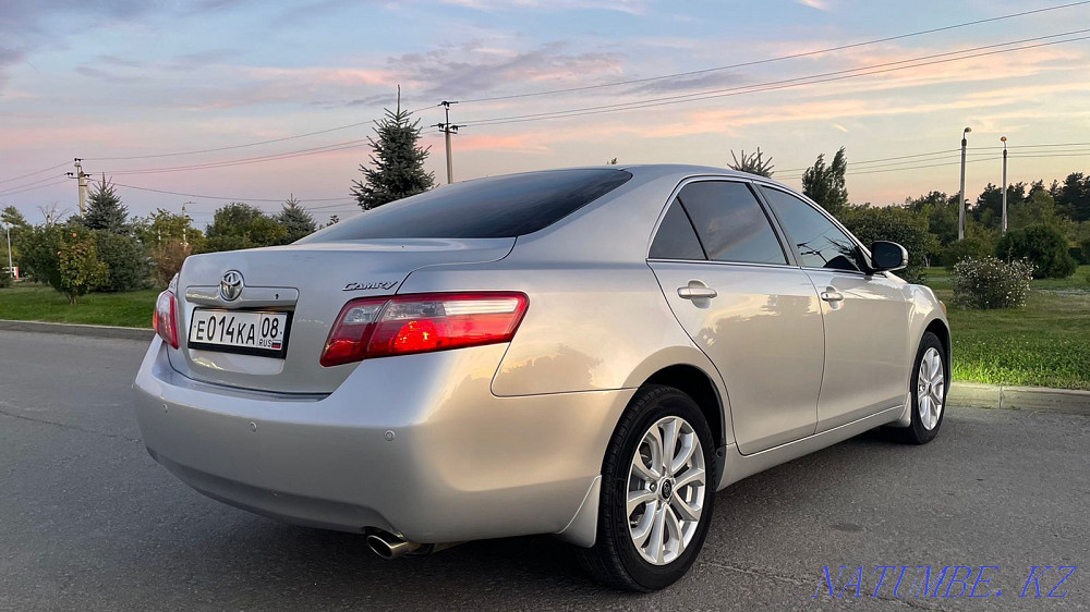 Toyota Camry    года Шымкент - изображение 3