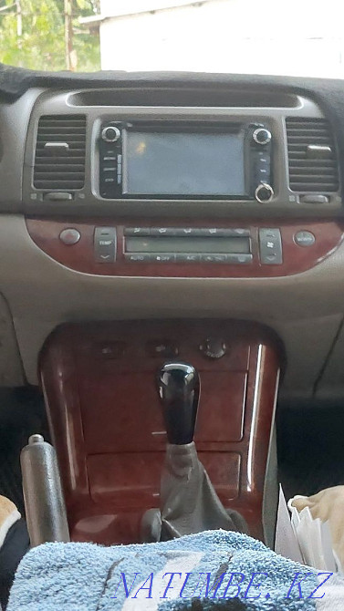 Toyota Camry    года  - изображение 5
