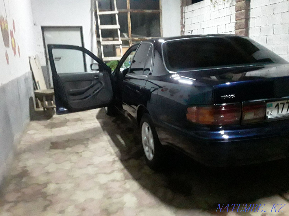 Toyota Camry    года Каскелен - изображение 6