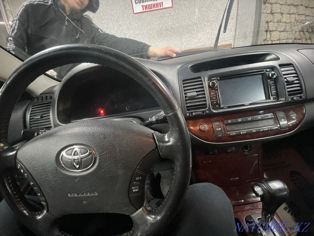 Жылдың Toyota Camry Шымкент - изображение 1