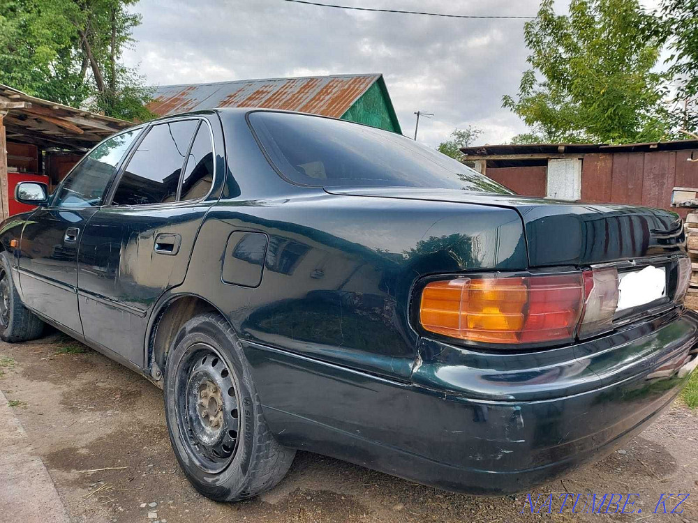 Toyota Camry    года Чапаево - изображение 5