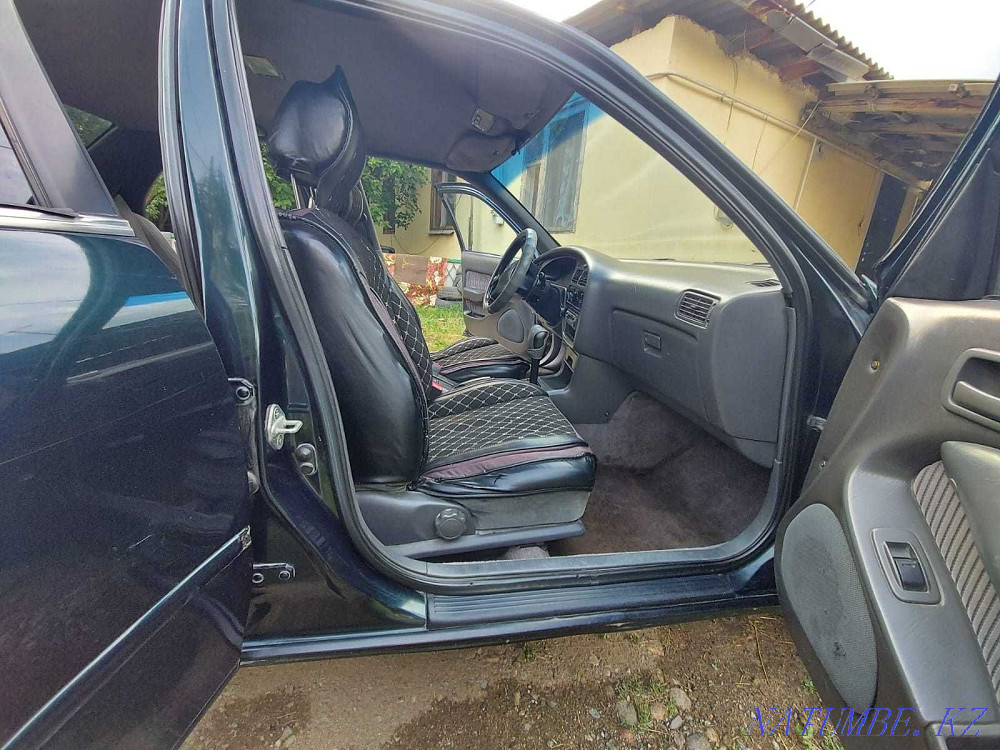 Toyota Camry    года Чапаево - изображение 7