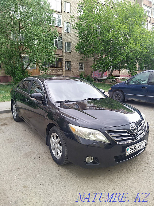Toyota Camry    года Акбулак - изображение 1