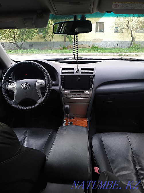 Toyota Camry    года Акбулак - изображение 8