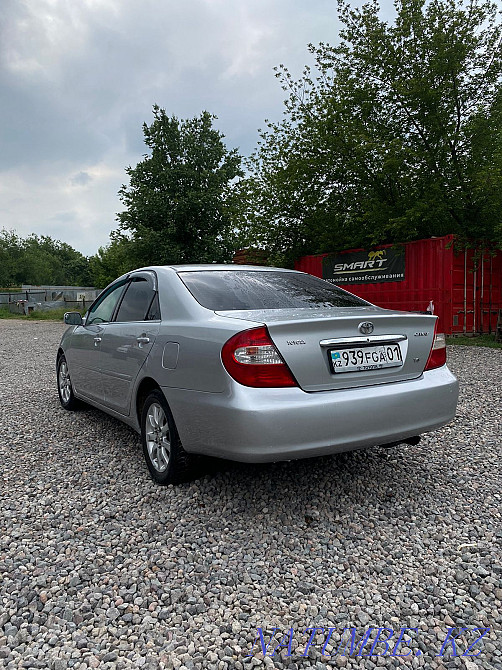 Toyota Camry    года  - изображение 1