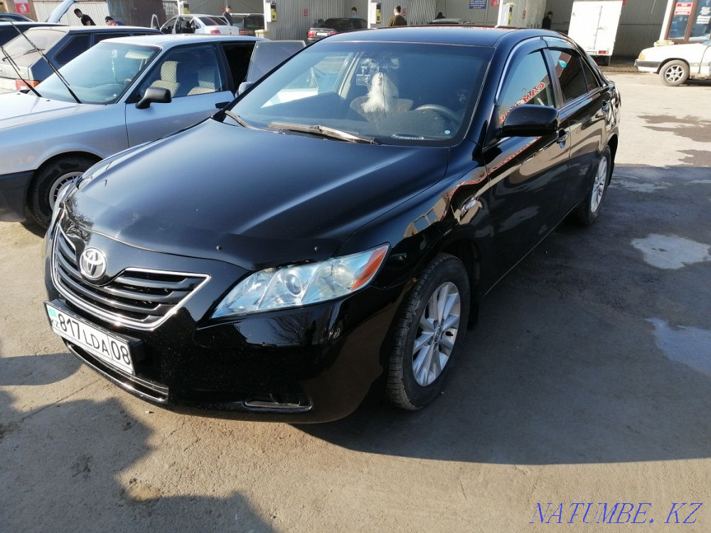 Toyota Camry    года Болтирик шешен - изображение 2