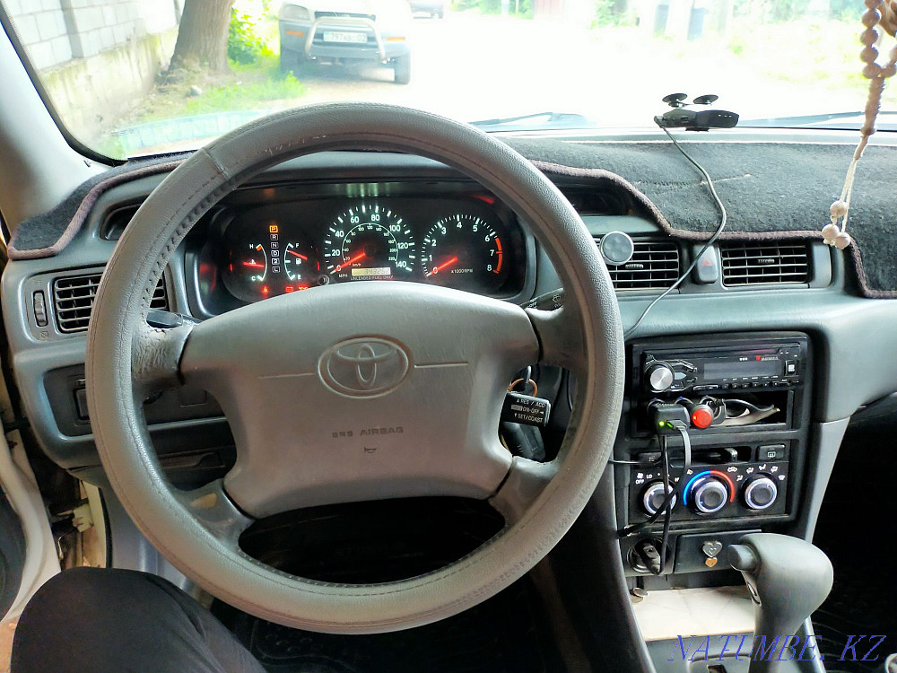 Toyota Camry    года Алматы - изображение 5