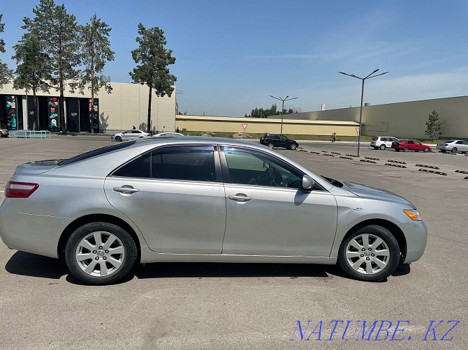 Жылдың Toyota Camry  Алматы - изображение 3