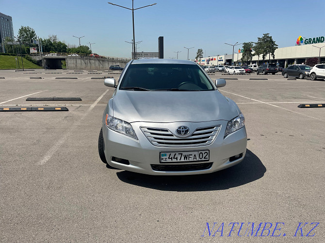 Жылдың Toyota Camry  Алматы - изображение 1