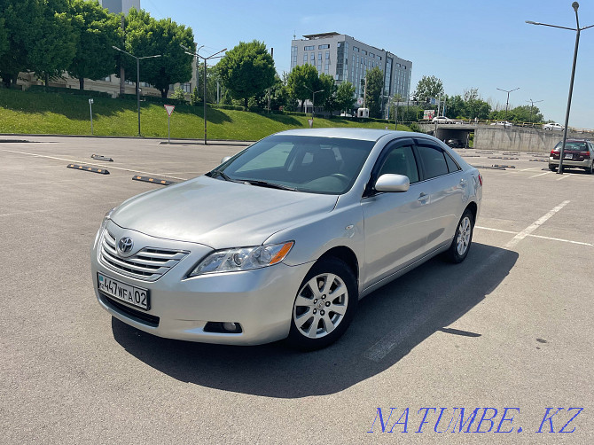 Жылдың Toyota Camry  Алматы - изображение 2