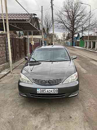 Toyota Camry    года 