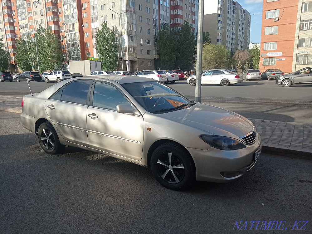 Toyota Camry    года Белоярка - изображение 1