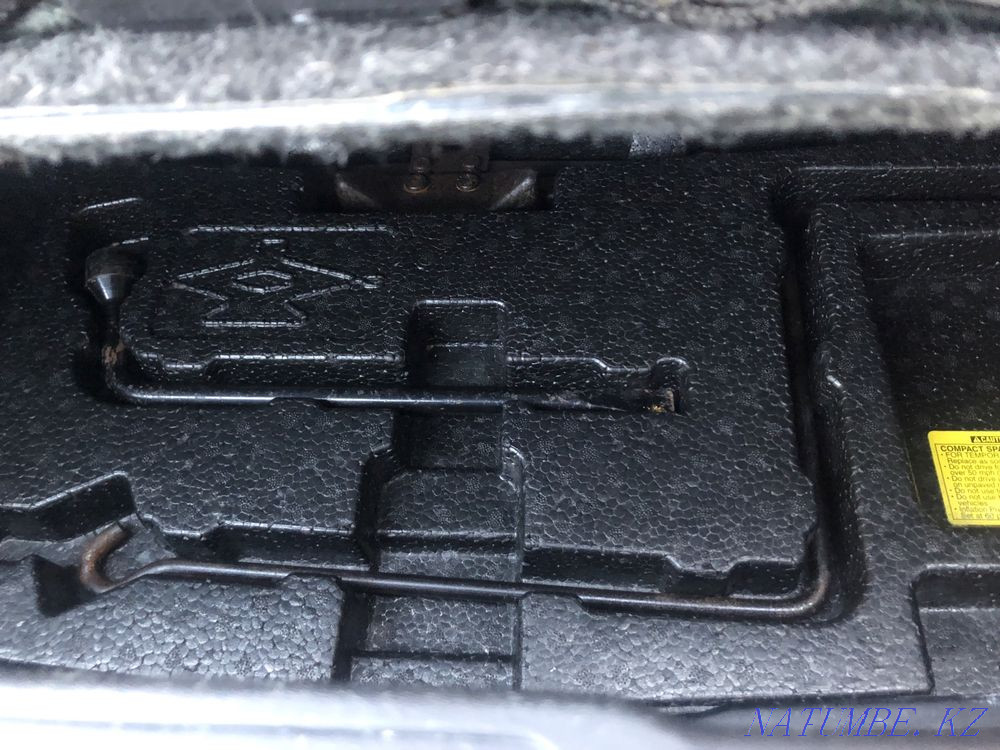 Toyota Camry    года Актобе - изображение 9