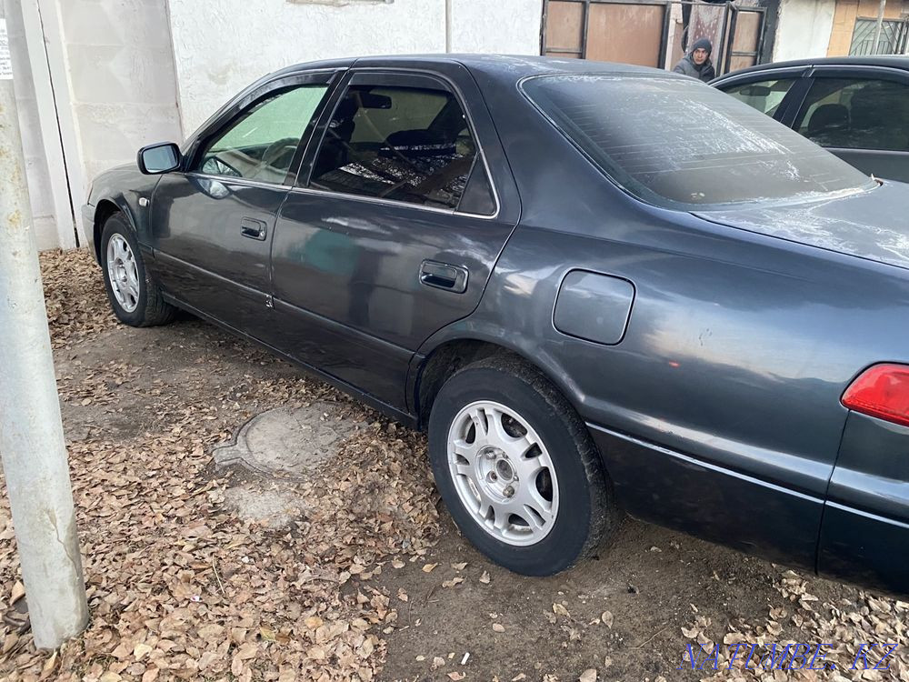 Toyota Camry    года Талдыкорган - изображение 5