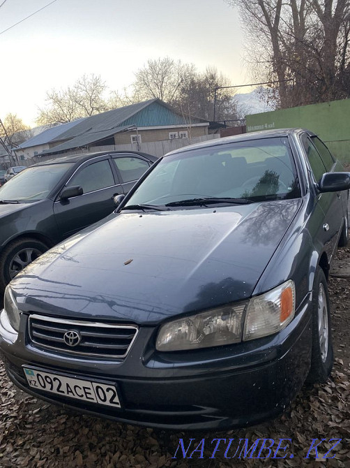 Toyota Camry    года Талдыкорган - изображение 4