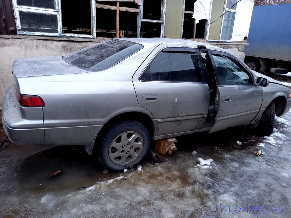 Toyota Camry    года Талдыкорган - изображение 5