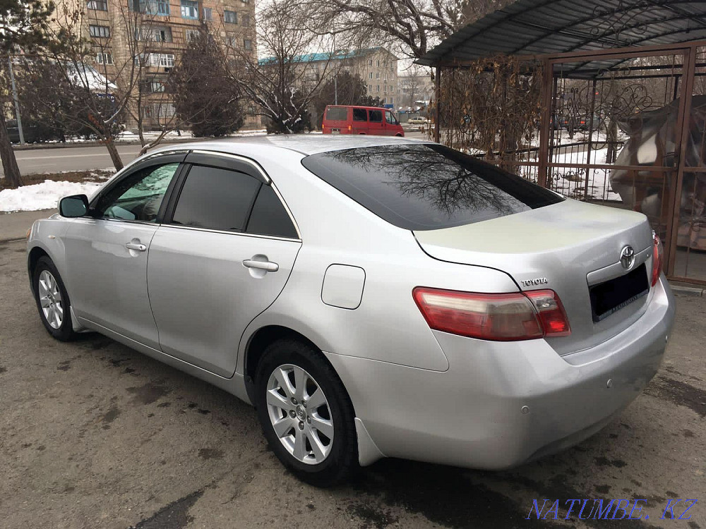 Toyota Camry    года Талдыкорган - изображение 4