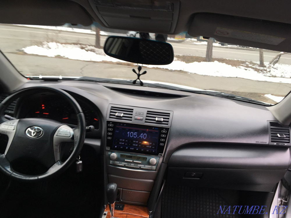 Toyota Camry    года Талдыкорган - изображение 6